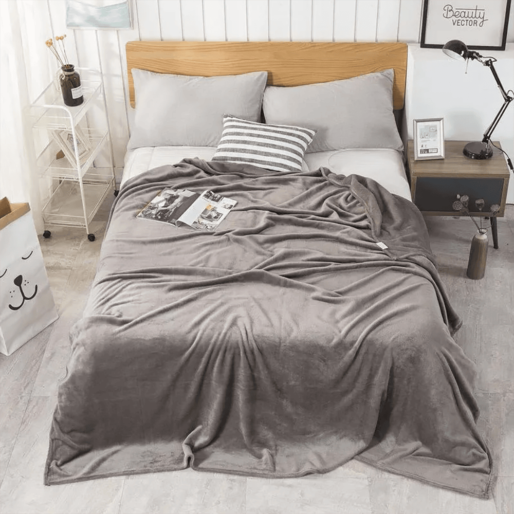 Fleece Blanket – Smoky Brown