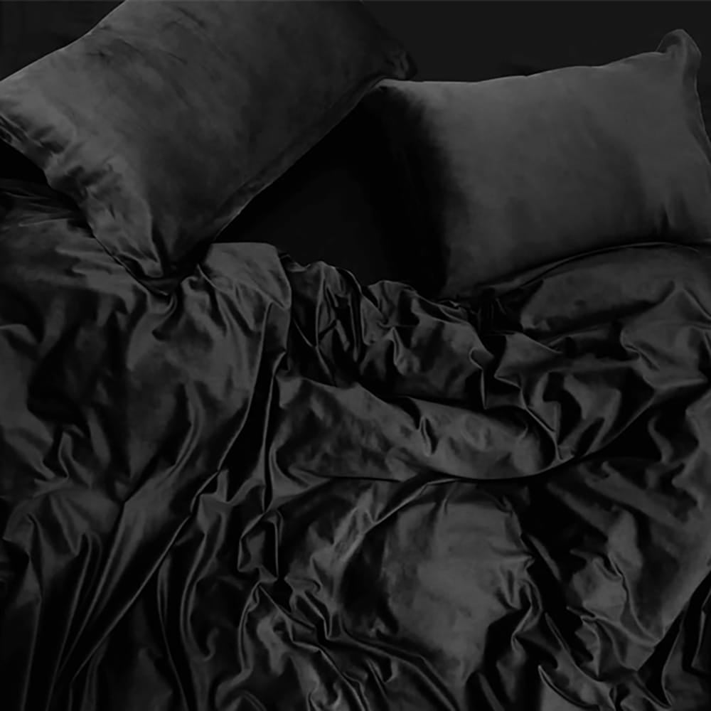 Velvet_Quilt_Cover_-_Black_4