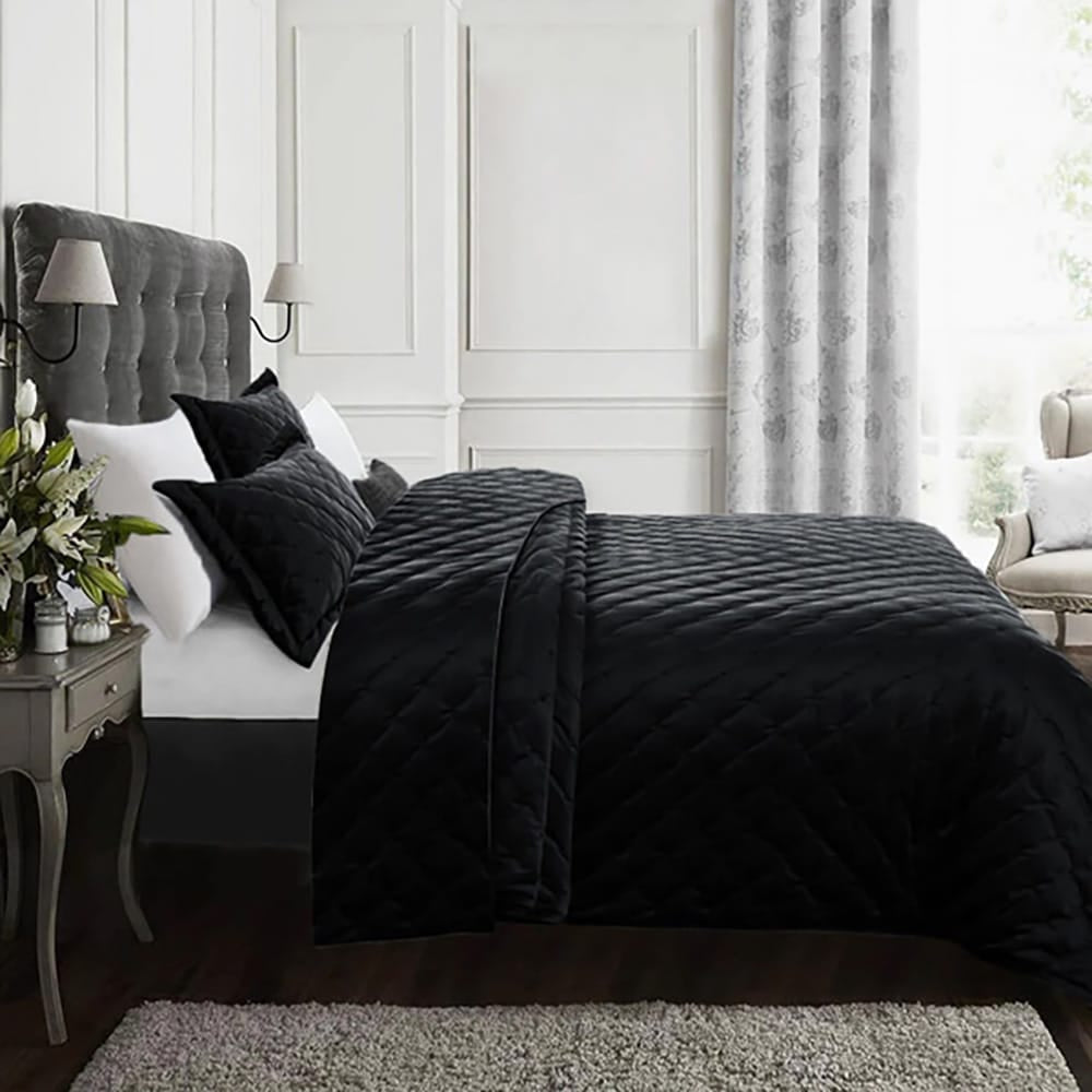 Velvet Quilted Bedspread - Black 2
