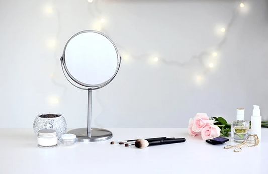 How to buy cosmetic mirrors?