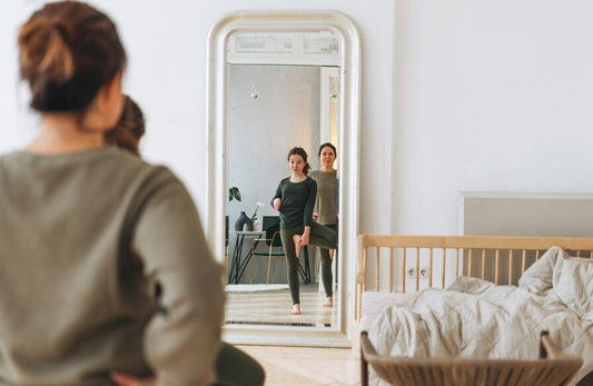 How to buy standing mirrors?