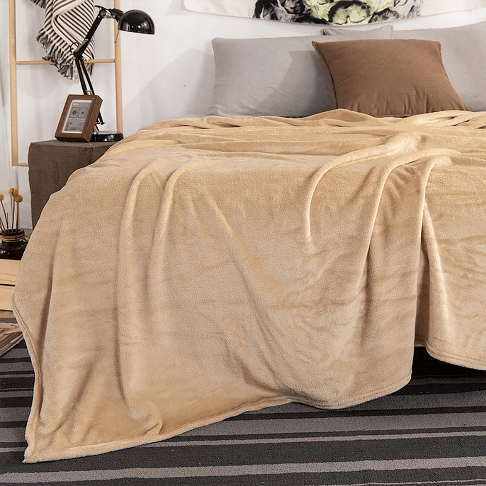 Fleece_Blanket_Khaki_2